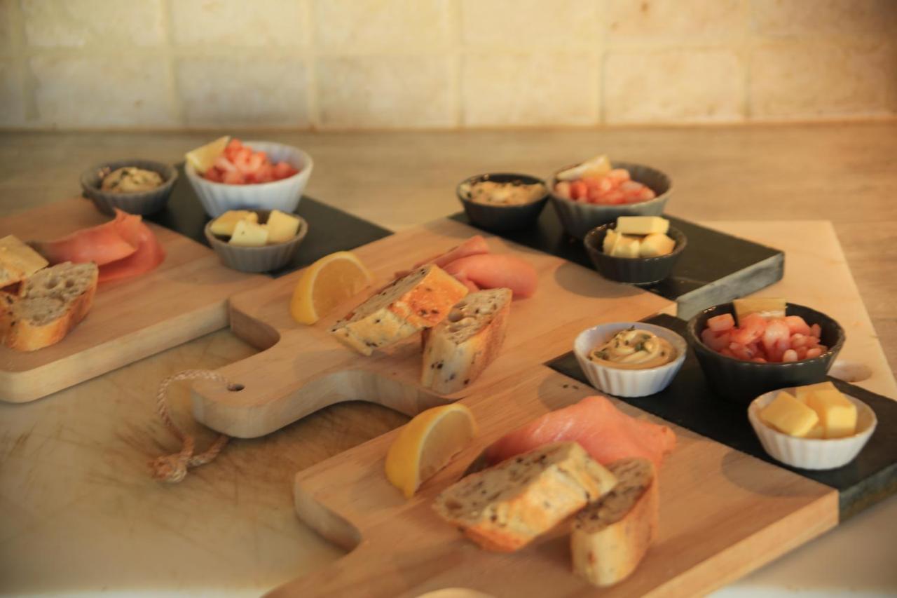 Chalet Mont Ventoux Et Chalet Vip Camaret-sur-Aigues エクステリア 写真