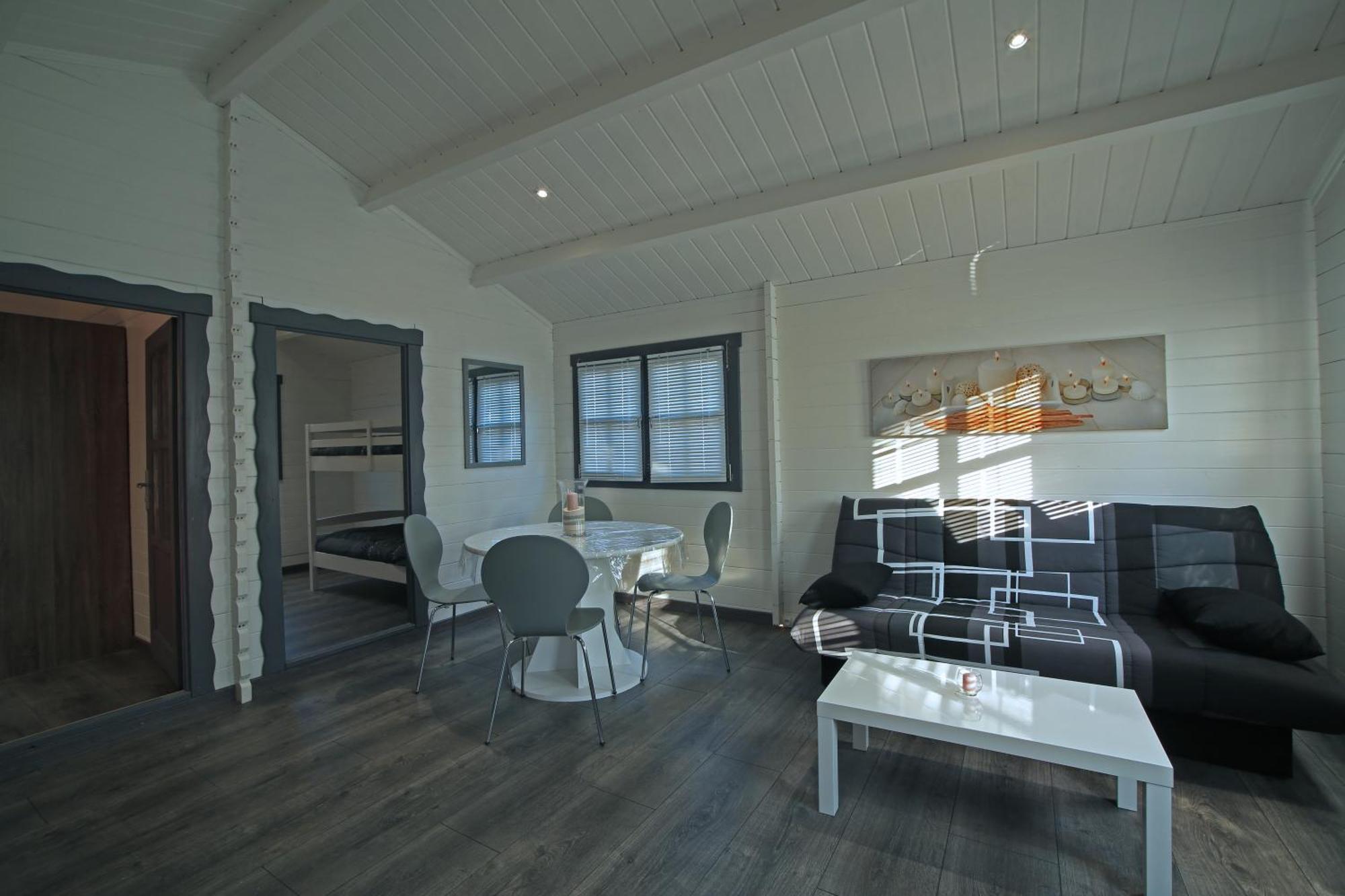 Chalet Mont Ventoux Et Chalet Vip Camaret-sur-Aigues 部屋 写真
