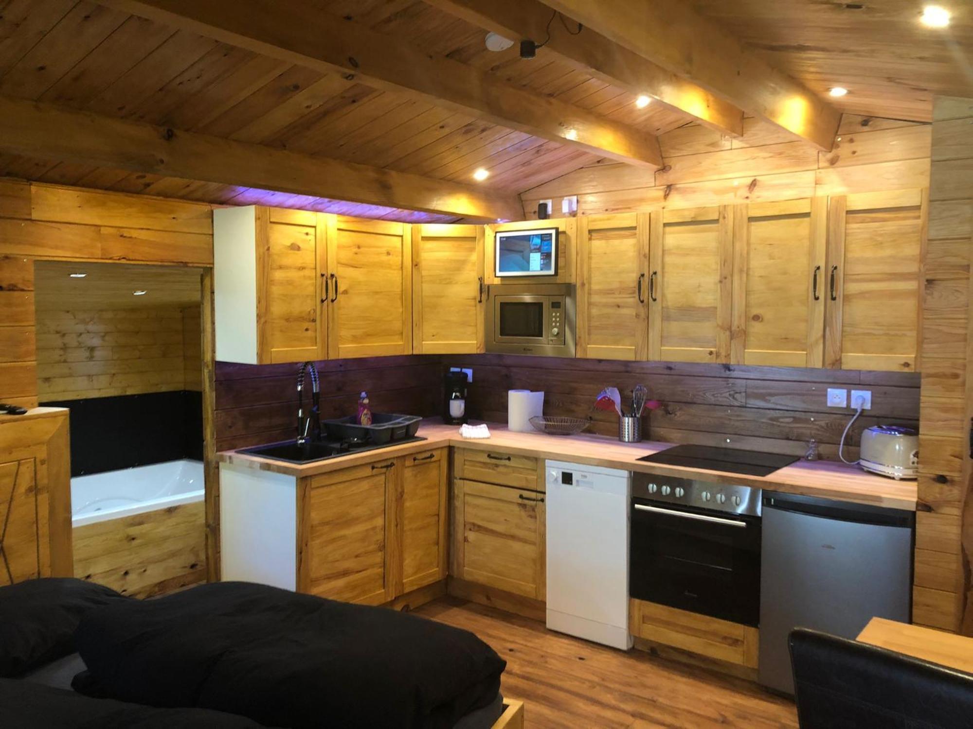 Chalet Mont Ventoux Et Chalet Vip Camaret-sur-Aigues 部屋 写真